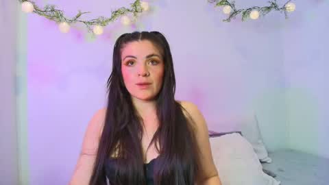 Amara Vega  online show from December 2025 05:13:01 AM