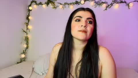 Snapshot of amara_vega chatting on April 2026 10:39:02 AM Amara Vega online show from April 2026 10:39:02 AM