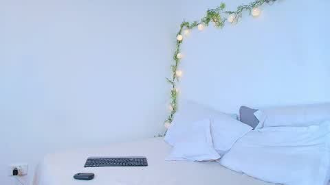 Snapshot of amara_vega chatting on April 2026 05:30:01 PM Amara Vega online show from April 2026 05:30:01 PM