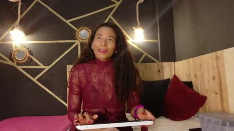 Snapshot of amara_vex chatting on May 2026 12:45:02 PM amara_vex online show from May 2026 12:45:02 PM