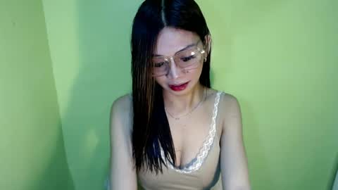 BELLA online show from July 2026 01:52:01 AM