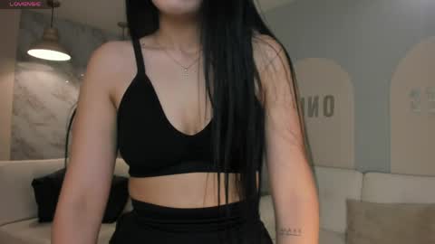 Amara Di online show from March 2026 05:16:01 PM