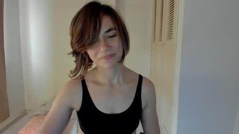 Amarantha online show from February 2025 09:58:01 PM