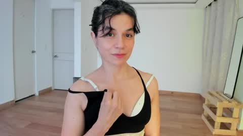 Snapshot of amaranthaajames chatting on May 2026 12:16:02 AM Amarantha online show from May 2026 12:16:02 AM