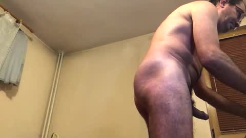 Amaranther online show from November 2025 06:57:01 PM