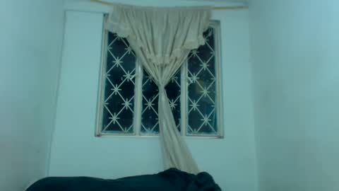 Snapshot of amararoberts08 chatting on January 2025 11:06:01 PM Amara Julia online show from January 2025 11:06:01 PM