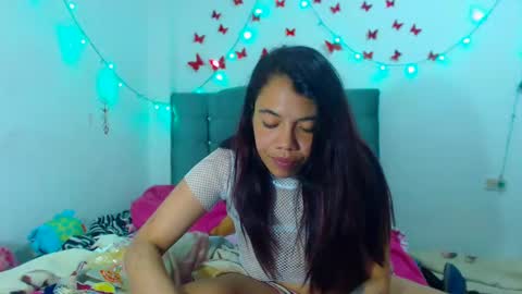 Snapshot of amararoberts08 chatting on January 2025 01:35:02 PM Amara Julia online show from January 2025 01:35:02 PM