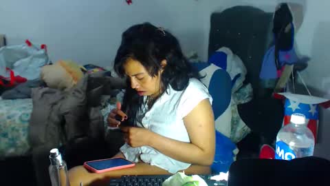 Snapshot of amararoberts08 chatting on October 2025 04:32:02 AM Amara Julia online show from October 2025 04:32:02 AM