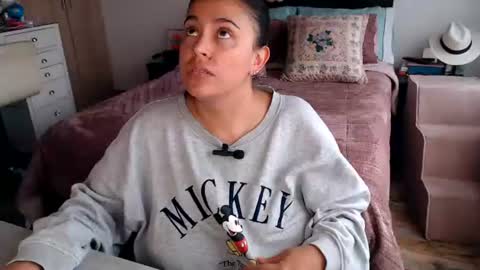 Snapshot of amarat_jolie chatting on July 2026 03:07:01 PM Mila online show from July 2026 03:07:01 PM