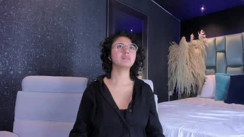 Emily online show from March 2025 03:45:02 PM