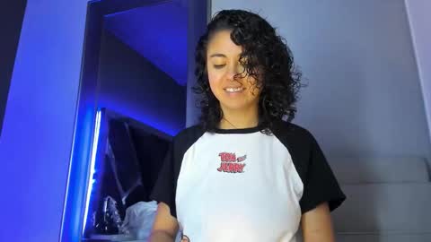 Emily online show from September 2025 11:12:02 AM