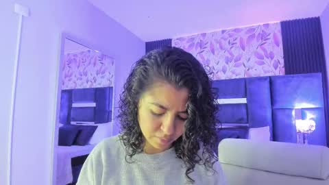 Emily online show from December 2025 12:25:01 PM