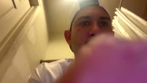 Snapshot of amature59 chatting on February 2025 05:40:01 AM Jamesy online show from February 2025 05:40:01 AM