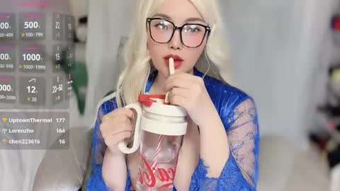 Snapshot of amaya_yooo_36d chatting on April 2026 06:19:01 AM yooo online show from April 2026 06:19:01 AM