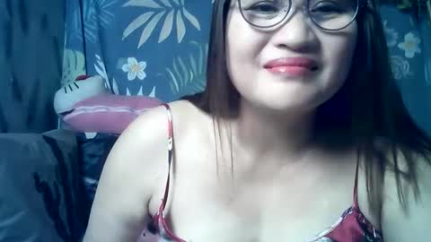 amazing angel online show from May 2026 04:01:02 PM