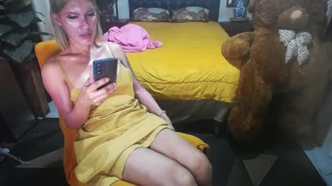 Snapshot of amazingbombshellx chatting on January 2025 02:19:01 PM kendra online show from January 2025 02:19:01 PM