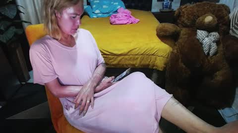 Snapshot of amazingbombshellx chatting on February 2025 11:00:02 AM kendra online show from February 2025 11:00:02 AM