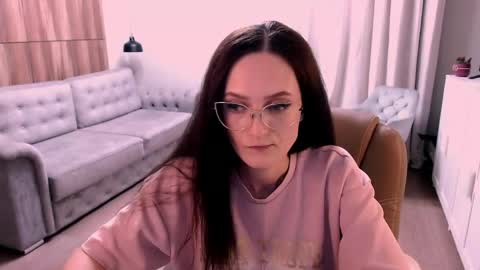 Izza online show from May 2026 01:30:02 PM