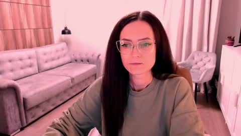 Izza online show from June 2026 10:28:02 AM