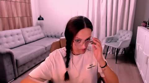 Izza online show from July 2026 02:59:01 PM