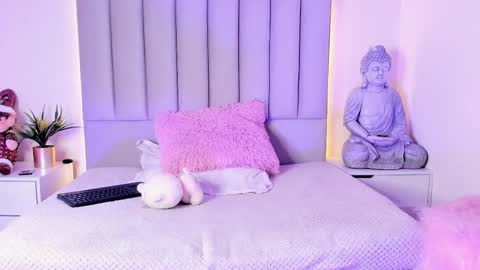 ambar_gh1 online show from February 2026 03:27:02 AM