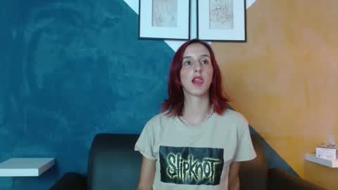 Snapshot of ambar_roux1 chatting on January 2025 07:00:02 PM ambar_roux1 online show from January 2025 07:00:02 PM