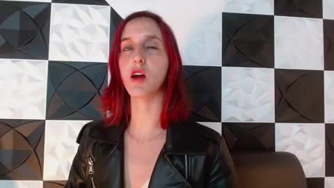 Snapshot of ambar_roux1 chatting on February 2025 03:53:01 PM ambar_roux1 online show from February 2025 03:53:01 PM