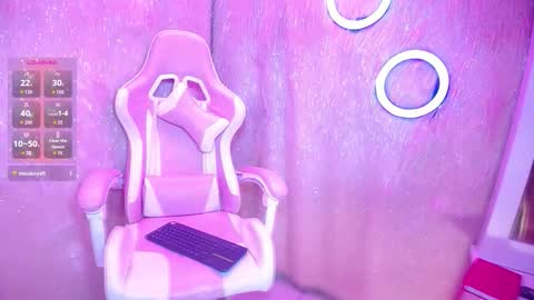 ambar_walker_ online show from February 2026 07:44:02 PM