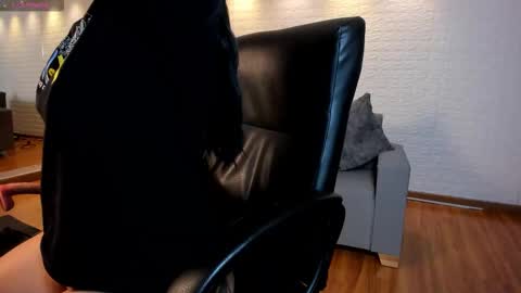 Snapshot of ambarcoxx chatting on February 2026 11:18:01 AM ambarcoxx online show from February 2026 11:18:01 AM