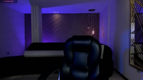 Ambar  online show from December 2025 12:03:02 PM