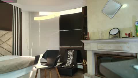 Ambar Ross online show from January 2025 07:29:02 PM