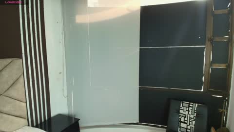 Ambar Ross online show from January 2025 07:24:01 PM