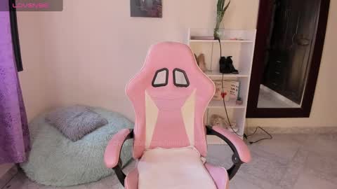 Snapshot of ambarthompson1 chatting on February 2025 10:01:01 PM ambarthompson1 online show from February 2025 10:01:01 PM