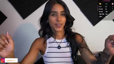 Snapshot of ambeer_rousess chatting on September 2025 12:39:02 PM Amber online show from September 2025 12:39:02 PM