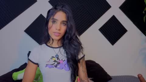 Snapshot of ambeer_rousess chatting on September 2025 02:04:01 AM Amber online show from September 2025 02:04:01 AM