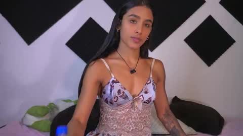 Snapshot of ambeer_rousess chatting on October 2025 12:57:01 AM Amber online show from October 2025 12:57:01 AM