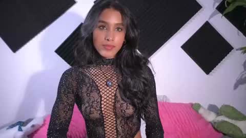 Snapshot of ambeer_rousess chatting on November 2025 01:08:01 AM Amber online show from November 2025 01:08:01 AM