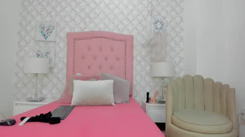 Snapshot of amber__ferrera chatting on December 2025 07:43:02 PM amber ferrera online show from December 2025 07:43:02 PM