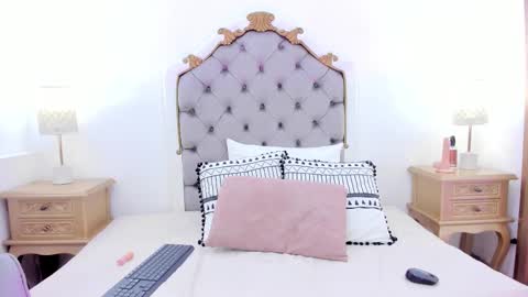 Snapshot of amber__ferrera chatting on February 2026 08:18:02 PM amber ferrera online show from February 2026 08:18:02 PM