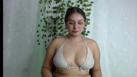 Amber  online show from February 2026 05:16:02 AM