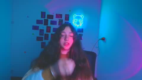 Snapshot of amber__r chatting on March 2026 06:39:02 AM Amber online show from March 2026 06:39:02 AM