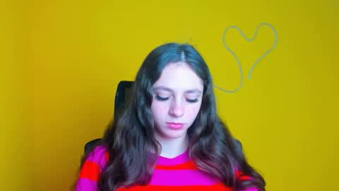 Snapshot of amber__r chatting on April 2026 05:19:08 AM Amber online show from April 2026 05:19:08 AM