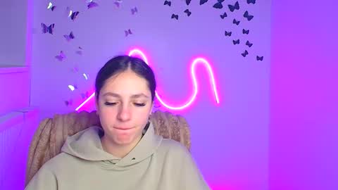 Snapshot of amber__r chatting on April 2026 05:34:01 AM Amber online show from April 2026 05:34:01 AM