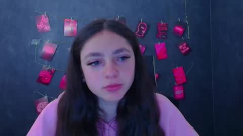 Snapshot of amber__r chatting on April 2026 05:13:01 AM Amber online show from April 2026 05:13:01 AM