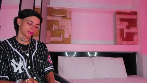 Amber  online show from April 2026 03:18:02 PM