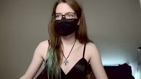 Amber non-nude model online show from September 2025 05:07:01 AM