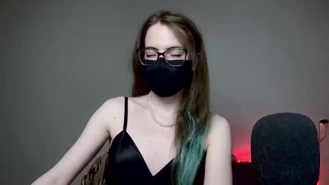 Amber non-nude model online show from October 2025 12:41:02 AM