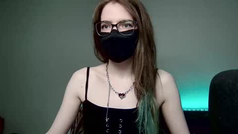 Amber non-nude model online show from October 2025 05:08:01 AM