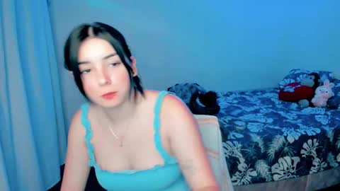 Snapshot of amber_landy1 chatting on December 2024 01:07:01 AM amber online show from December 2024 01:07:01 AM