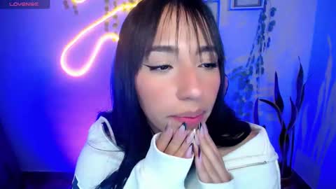 Amber online show from February 2025 02:02:01 PM